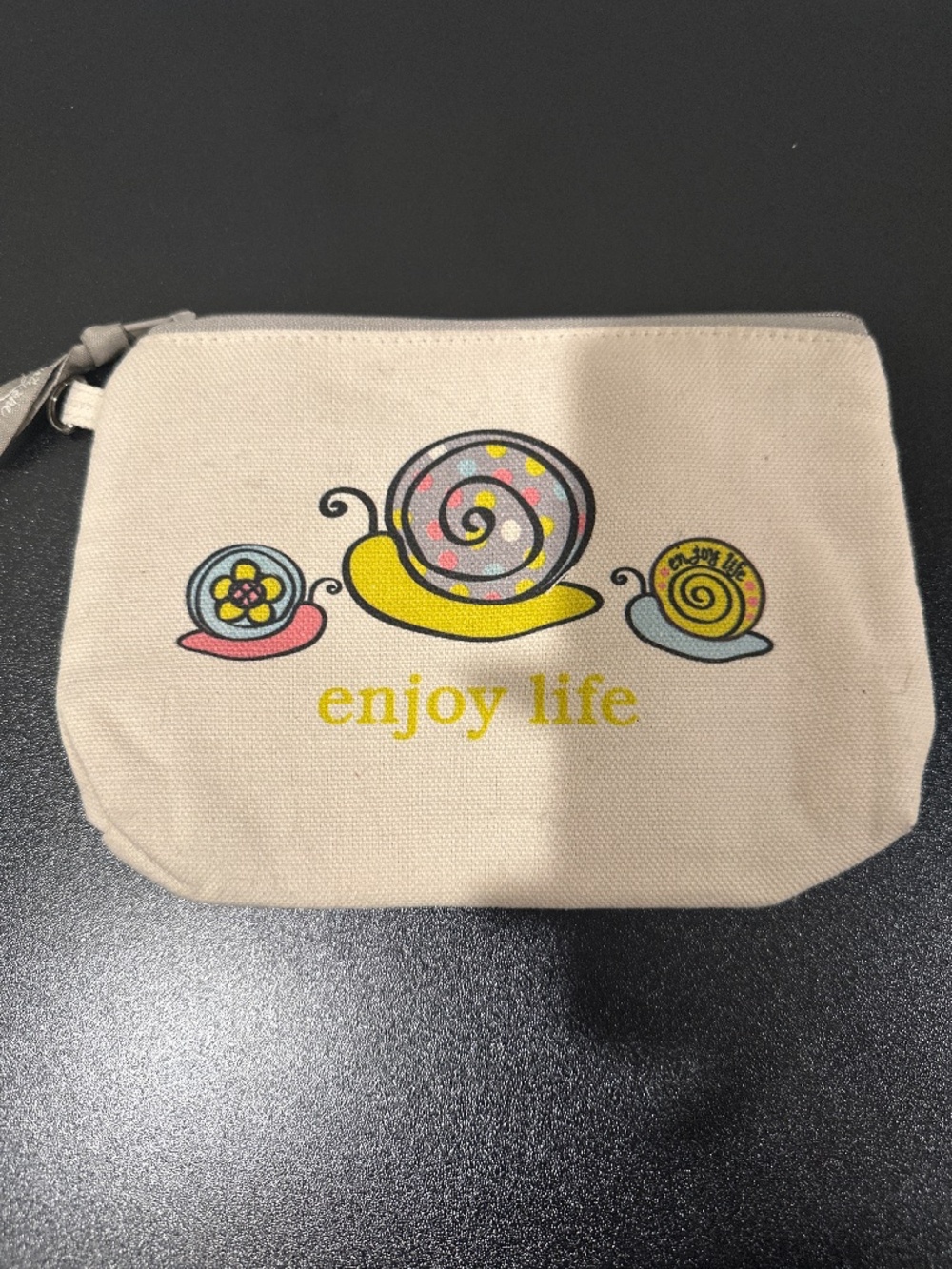 Snail Zipper pouch